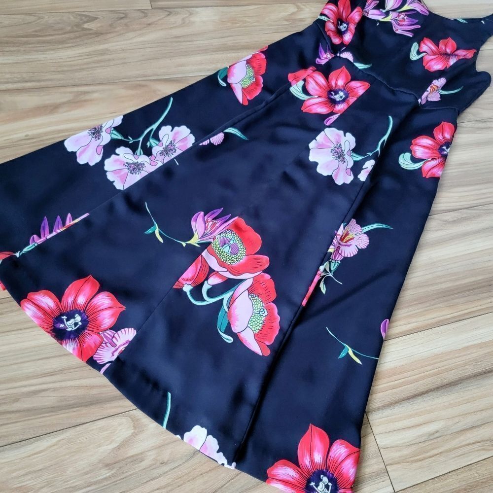 Ann Taylor Poppy Floral High Neck Criss Cross Back Midi Dress in Black - Picture 5 of 12